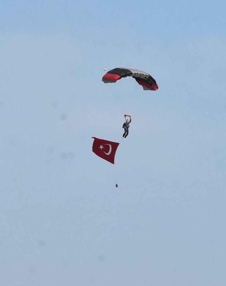 TEKNOFEST İzmir'de ikinci gün coşkusu! Duygu dolu anlar yaşandı