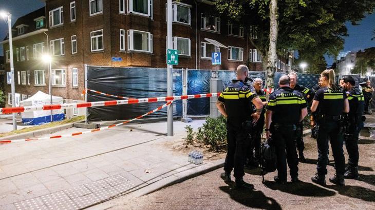 Hollanda’da silahlı saldırgan dehşet saçtı: 3 ölü