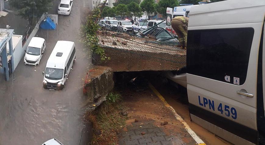 İstanbul’da sel faciası! İstinat duvarı araçların üzerine çöktü, bir kişiyi kurtarmak için çalışmalar sürüyor