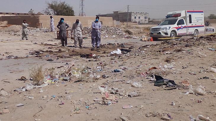 Pakistan’da bir bombalı saldırı daha! Çok sayıda ölü ve yaralı var