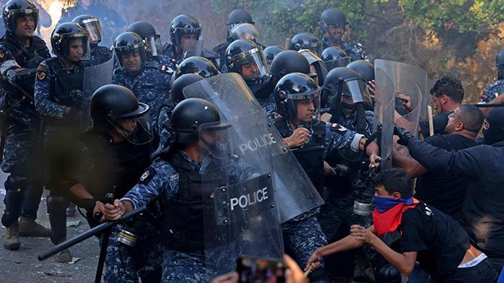 Beyrut Büyükelçiliği’ne saldıran Ermeniler polisle çatıştı