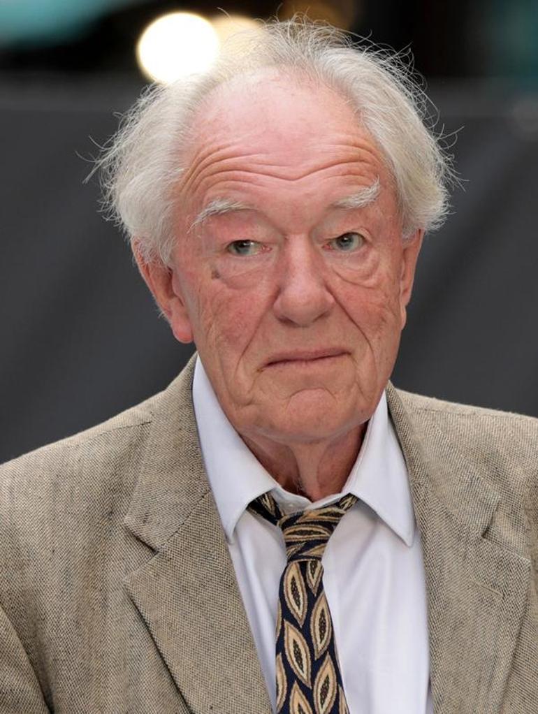 'Harry Potter'ın Dumbledore'u Sir Michael Gambon hayatını kaybetti