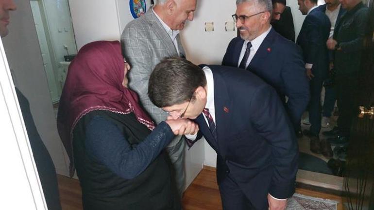 Bakan Tunç, Şehit Başsavcı Murat Uzun'un ailesini ziyaret etti