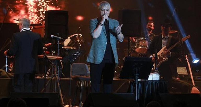 Kuruçeşme Açıkhava'da Tarabya geceleri tadında konser