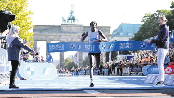 500 dolarlık ayakkabı dengeleri değiştirdi
