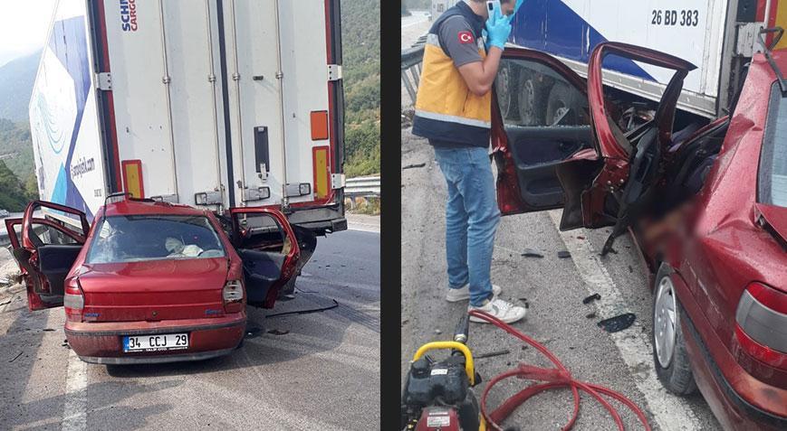 Tokat’ta korkunç kaza! Otomobil, TIR’ın altına girdi; 3 ölü
