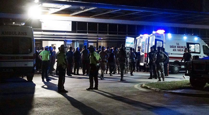 Suriye’de TSK üssüne saldırı: 5 polis ile 3 asker yaralandı