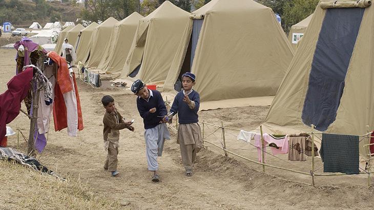 Son 6 yılda afetler nedeniyle 43.1 milyon çocuk yerinden edildi