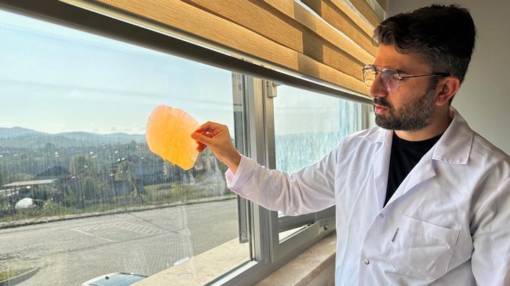 Cama yapıştırılabilen filmden elektrik üretiyor