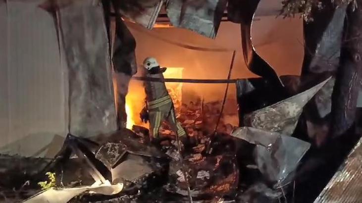 Çatalca’da korkutan fabrika yangını