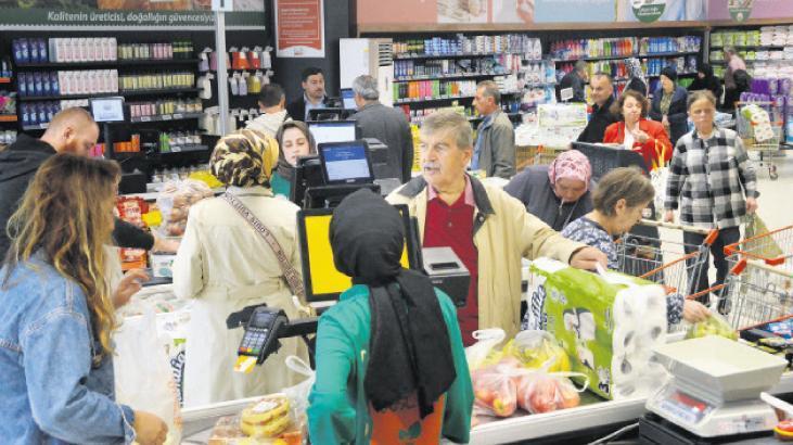 Zincir marketlerde indirimler tam gaz! İşte o ürünler