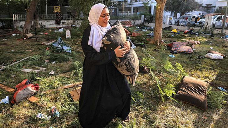 Feci görüntüler ortaya çıktı! Gün ağardı, kan kaplı ambulans kadrajda