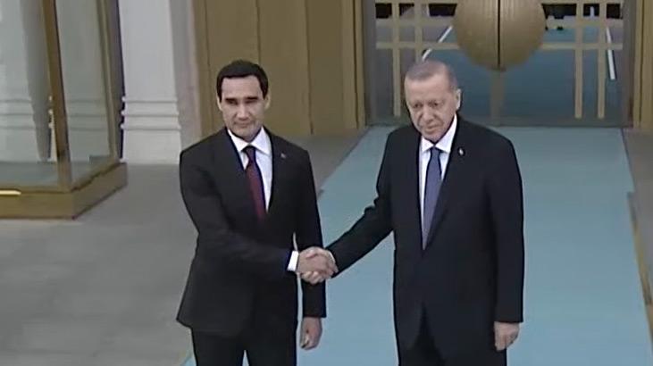 Cumhurbaşkanı Erdoğan, Berdimuhammedov’u resmi törenle karşıladı