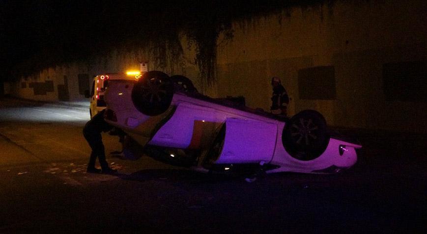 Kaza yapan eşinin yanına gidiyordu, kaza yaptı! 5 yaralı var