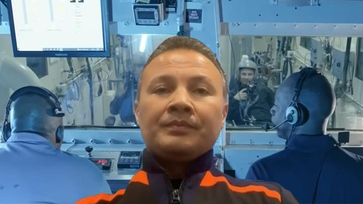 İlk Türk uzay yolcusu CNN Türk’te: Kanatsız nasıl uçulduğunu merak ediyorum