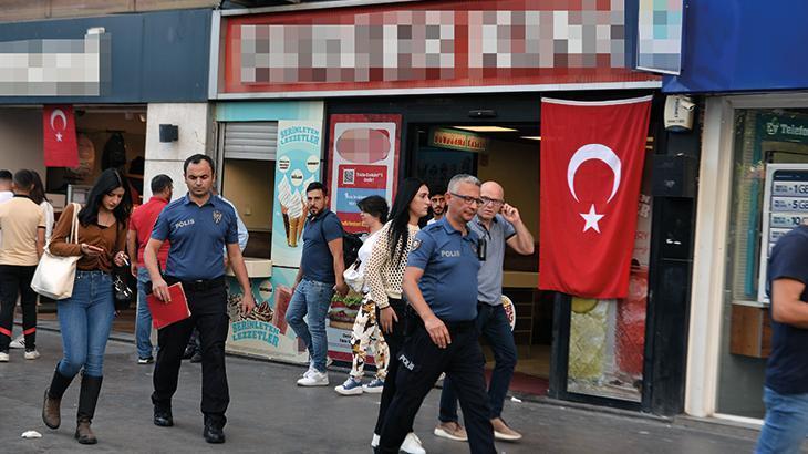 Akılalmaz olay! ‘Yemeğinizde bebek kanı var’ dedi, çalışanlara saldırdı