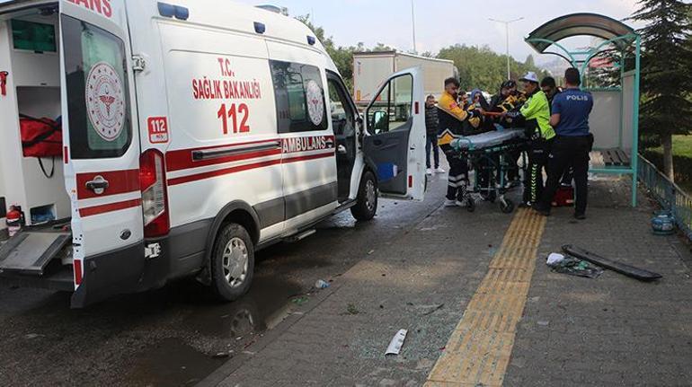 Tokat'ta feci kaza: 1'i çocuk 11 yaralı