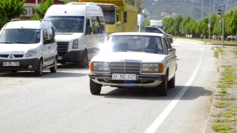 Efsane Mercedes satışa çıktı: Gözü gibi bakacak birini arıyorum