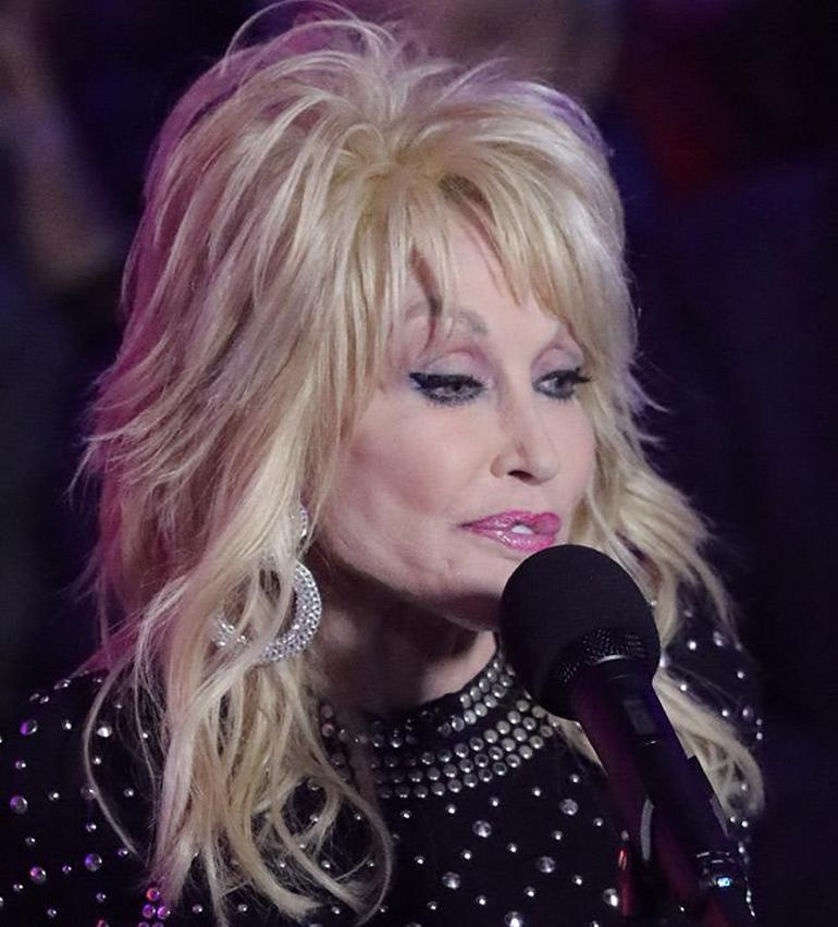 Dolly Parto 80'lerden beri makyajla uyuyor: Kocama cadı gibi görünemem!