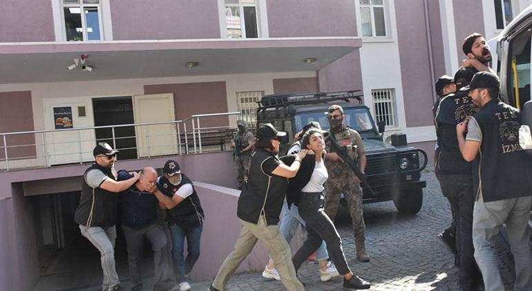 İzmir'de örgüt üyeliğinden gözaltına alınan 3 HDP'li adliyede sevk edildi