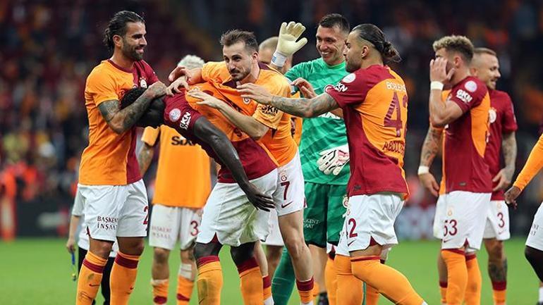 Galatasaray'da Manchester United maçında Okan Buruk'tan orta sahada sürpriz tercih! Muhtemel 11'ler