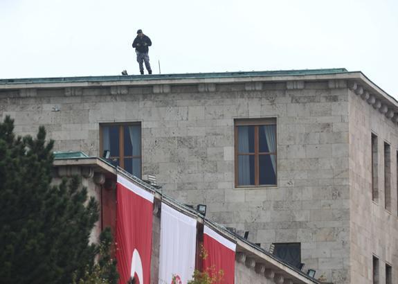 İçişleri'ne saldırı girişimi sonrası TBMM'de dikkat çeken güvenlik önlemleri