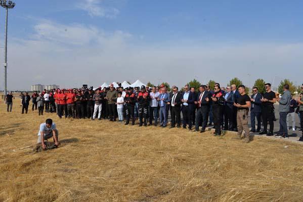 Yunus polislerinden Cumhuriyet'in 100’üncü yılı koreografisi