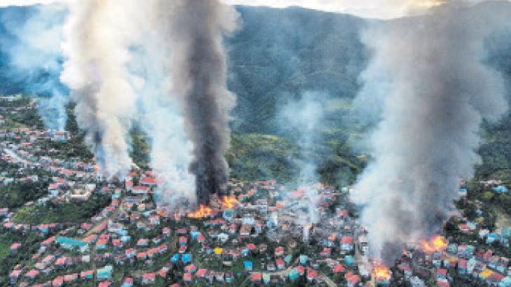 Myanmar’da darbe karşıtları güç kazanıyor