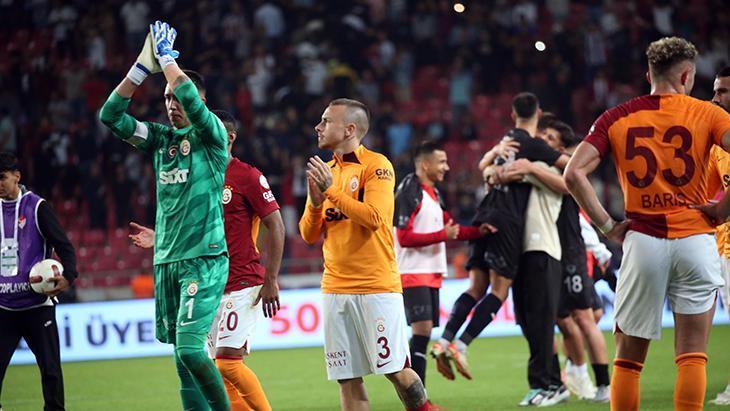 Galatasaray’da sol bek krizi! Okan Buruk çözüm düşünüyor