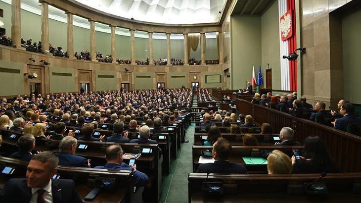 Polonya’da hükümet kurulamadı! Duda, görevi Morawiecki’ye verdi