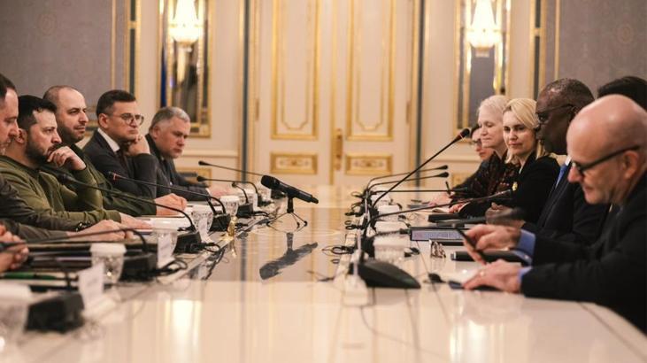 ABD’den sürpriz ziyaret! ‘Yanınızda olmaya devam edeceğiz’