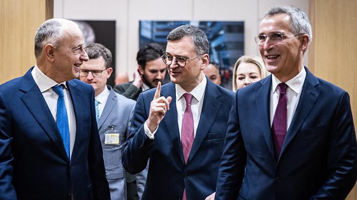 Tarihte bir ilk! NATO-Ukrayna Konseyi dışişleri bakanları seviyesinde toplandı
