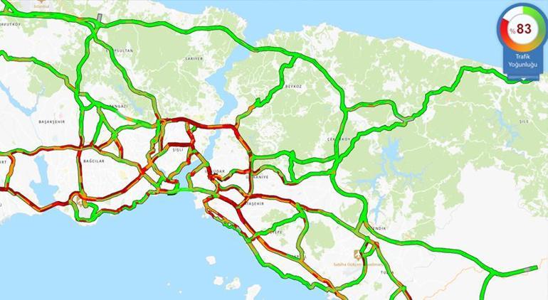 Son dakika... İstanbul'da trafik yoğunluğu yüzde 80'i aştı