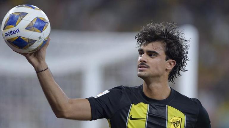 Fenerbahçe'den ters köşe transfer hamlesi! Suudi Arabistan'a gittiğine pişman oldu
