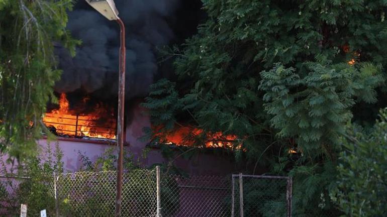 Adana'da hastane yangını! Ekipler müdahale ediyor