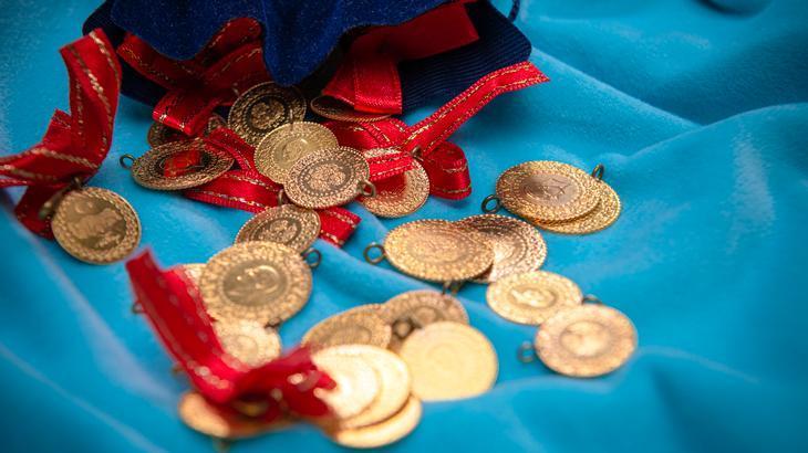 Altın fiyatlarında tüm zamanların rekoru! Fiyatlar daha fazla yükselir mi? Rakam verildi