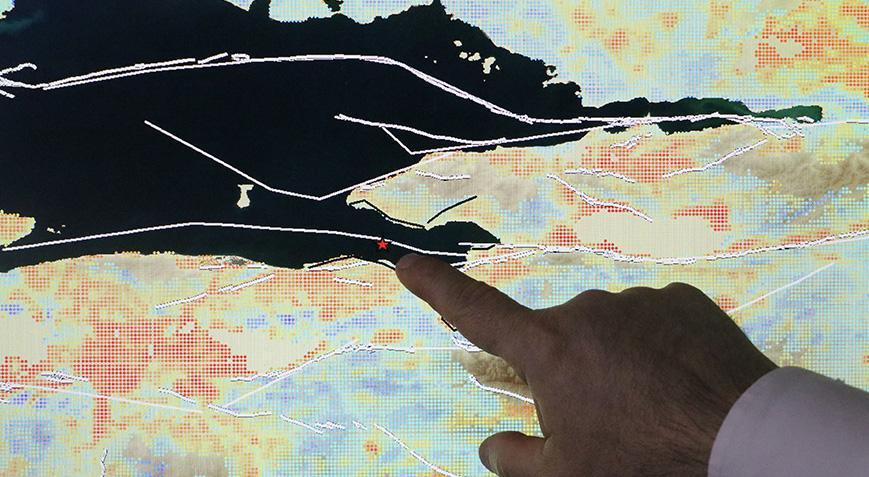 Gemlik’te 3 dakika arayla 2 deprem! ‘Bildiğimizden çok daha fazla fay söz konusu’