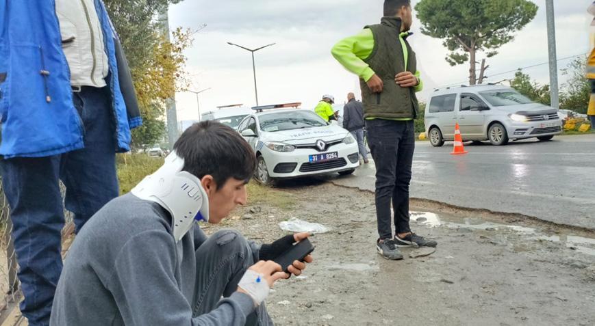 Hatay’da işçi servisi, hafriyat kamyonuna çarptı! Yaralılar var