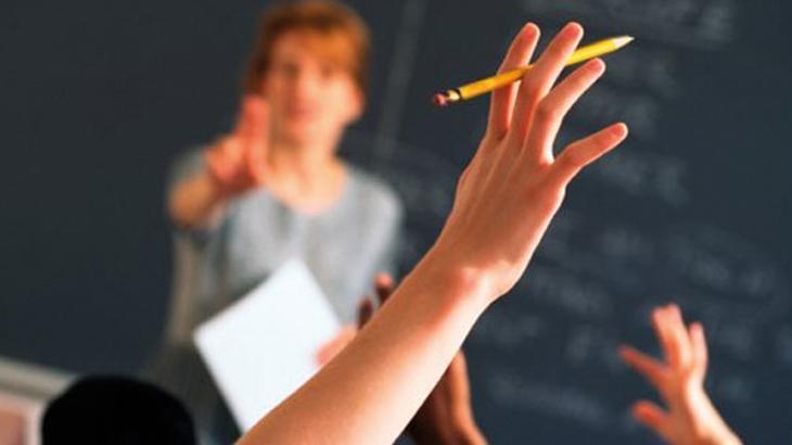 Liseliler eleştirel düşünmeyi öğrenecek