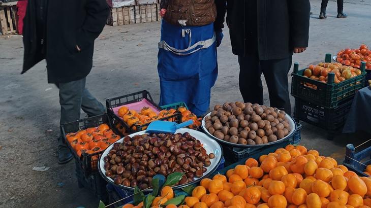 Kestane tezgahlardaki yerini aldı