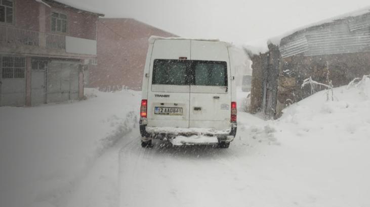 Peş peşe kar tatili haberleri! Bir il ve ilçede okullar tatil edildi