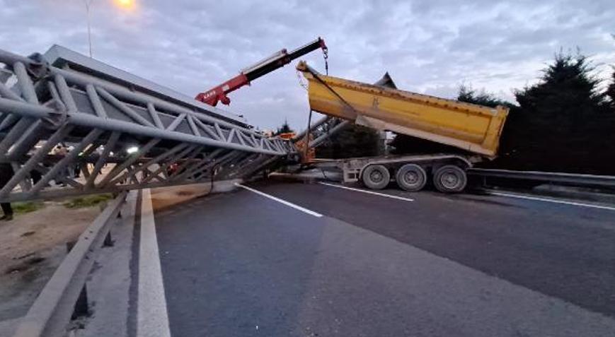 TEM’de feci kaza! Ankara yönü trafiğe kapandı