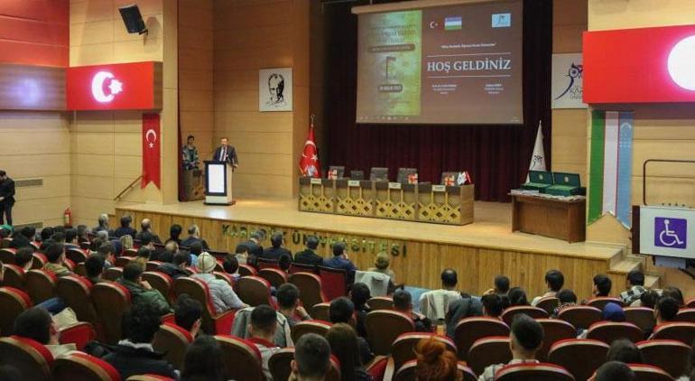 Türkiye'de ilk kez bir rektöre 'TÜRKSOY 30. Yıl' madalyası