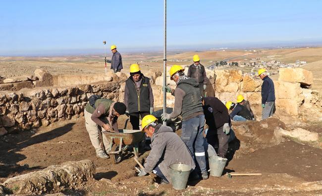 Müthiş keşif, tam bin 800 yıllık: Bu aletler kutsal alanda çıkarıldı