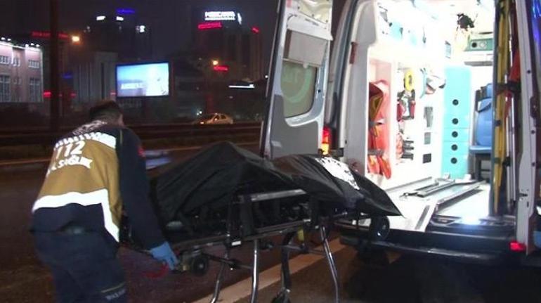 İstanbul'da park halindeki araçta erkek cesedi bulundu