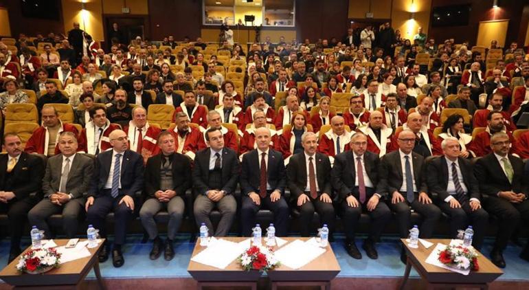 YÖK Başkanı Özvar'dan deprem mağduru akademisyenlere övgü! 'Ortaya çıkan sonuç ümit verici'