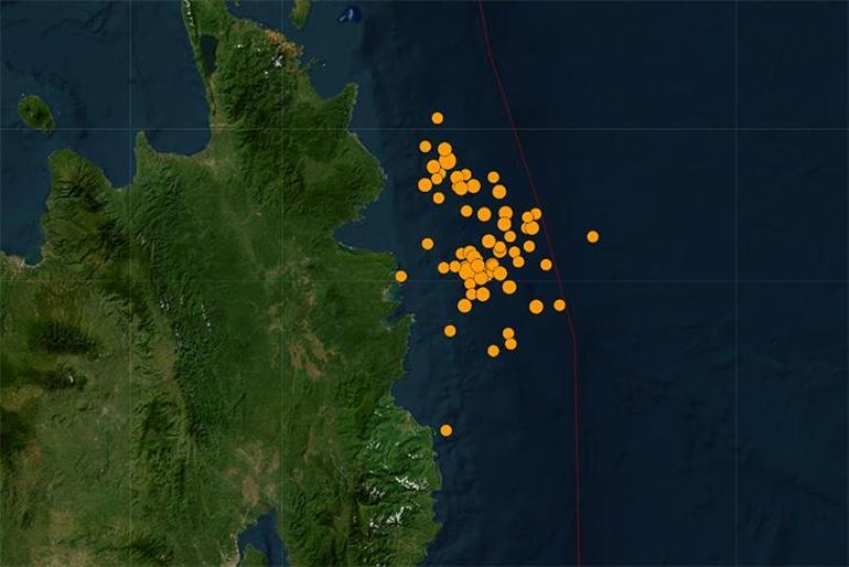 Dünyanın en büyük fay hattında 6.9'luk bir deprem daha! Altı saniye yetti