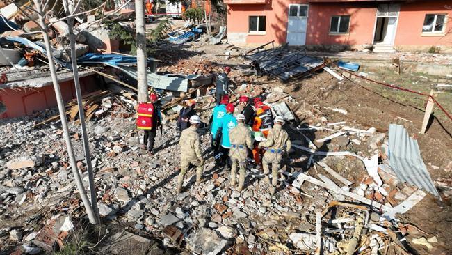 İki fay hattının keşiştiği kentte deprem hazırlığı! Özel eğitimli 80 tim oluşturuldu