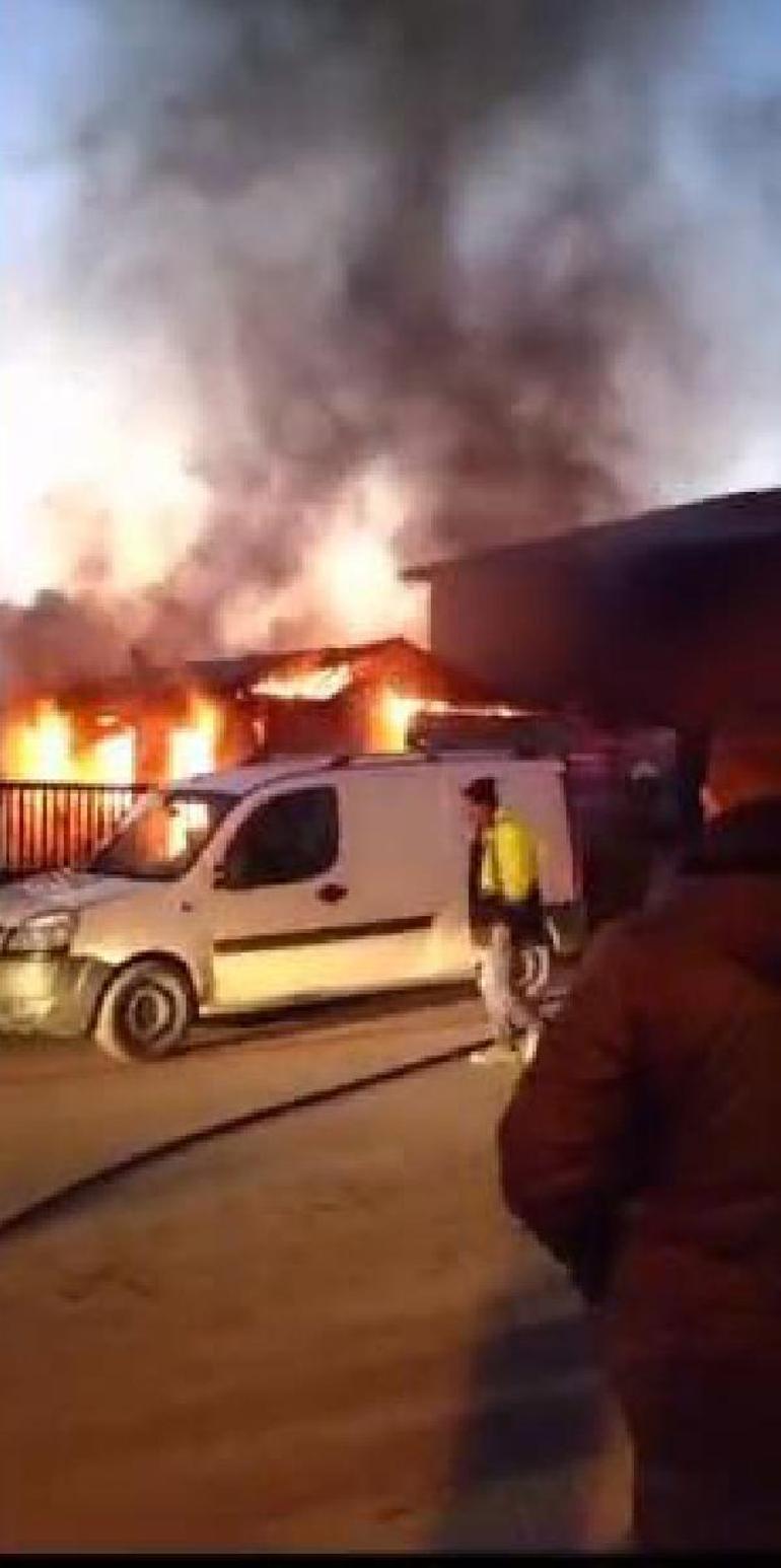 Son dakika... İstanbul'da işçilerin konteynerinde yangın: 3 ölü