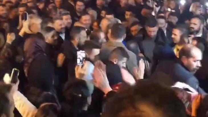 AK Parti Yalova Belediye Başkan adayı Tutuk, meşalelerle karşılandı